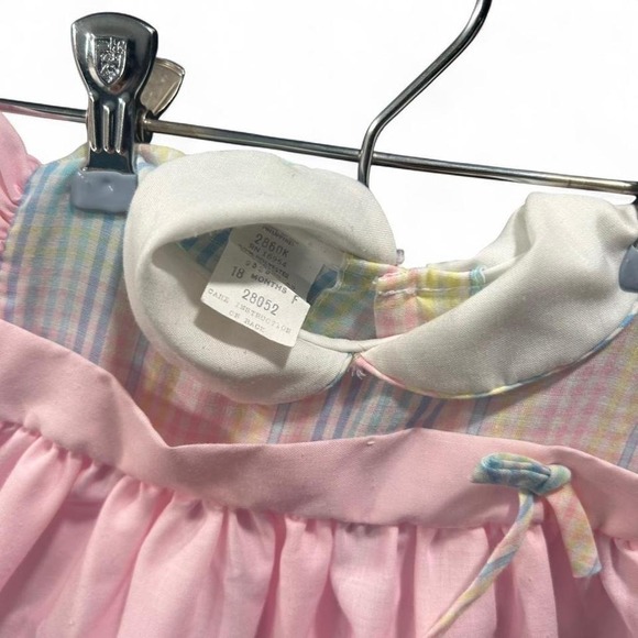 Vintage baby dress with "My Toy Pocket" embroidery ruffled sleeves. 18mo (xs2) - Picture 3 of 4